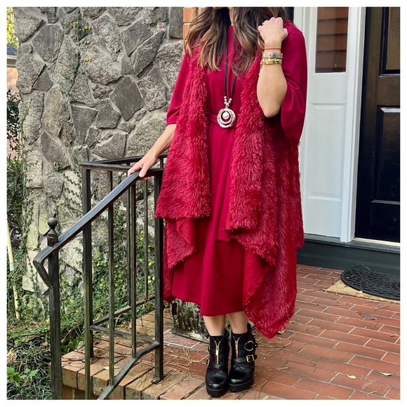 #27 Absolutely Gorgeous Faux Fur Open Draped Jacket/Vest - Picture 6 of 7